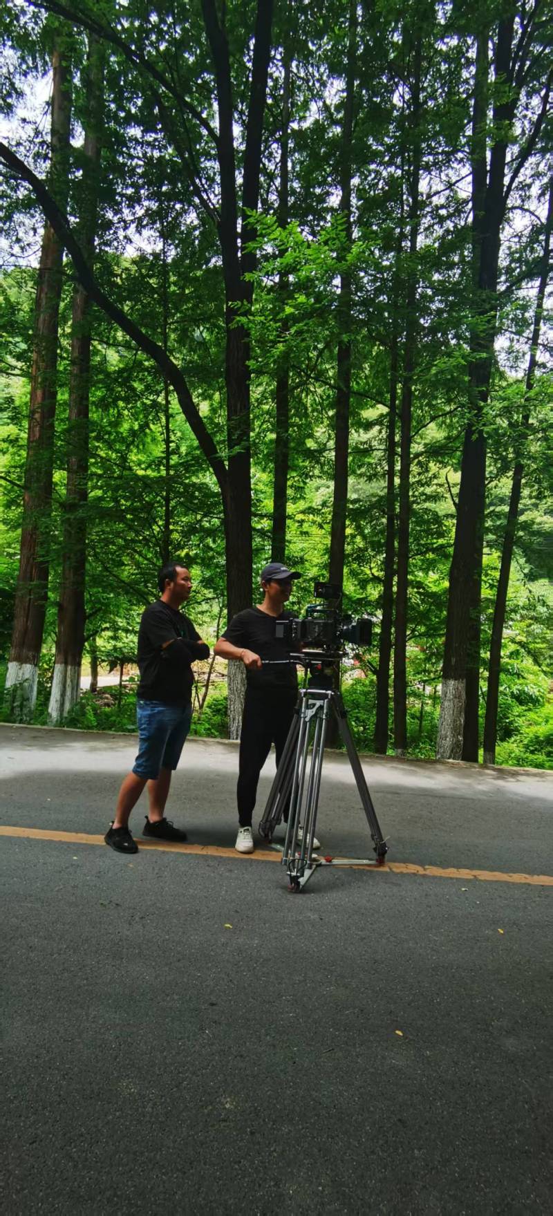 解锁瑞丽市电商产品视频拍摄制作新路径，助力产品销量狂飙